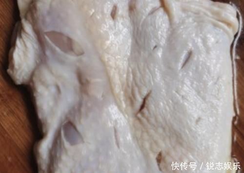 鸡腿肉这样做，外酥里嫩，鲜嫩多汁，开胃下饭超好吃，太香了