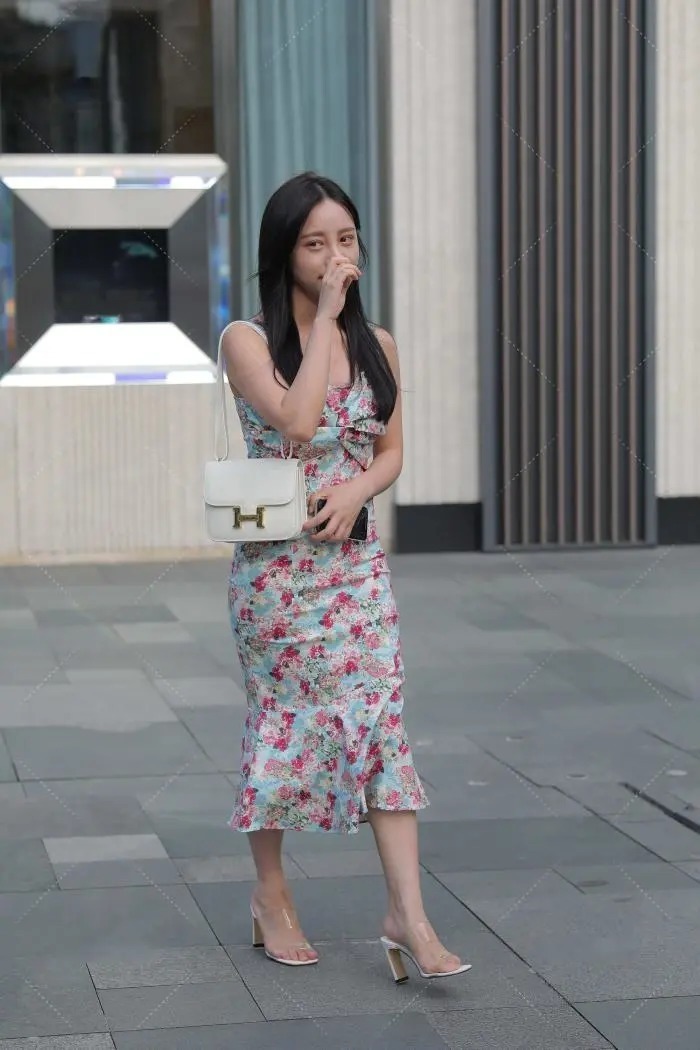 清新|长款碎花裙,丰富配色彰显清新自然,少女感十足