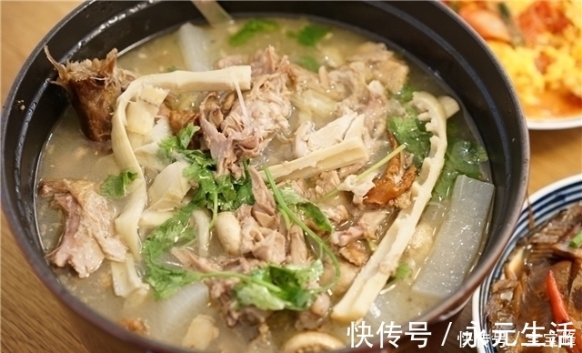 准公婆邀请我去吃饭，第一次去男友家就执意下厨，上桌备受欢迎