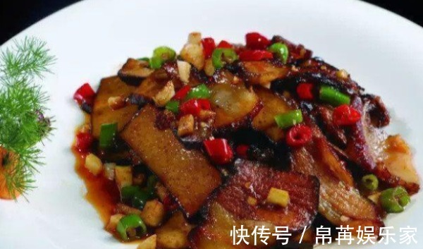 牛肉|美食推荐泡椒鸡丁炒杏仁、皮蛋娃娃菜、豆角炒牛肉、豆干回锅肉