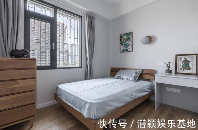 逆向思维|她以逆向思维，用餐桌代替茶几，入住后，发现出奇的好用