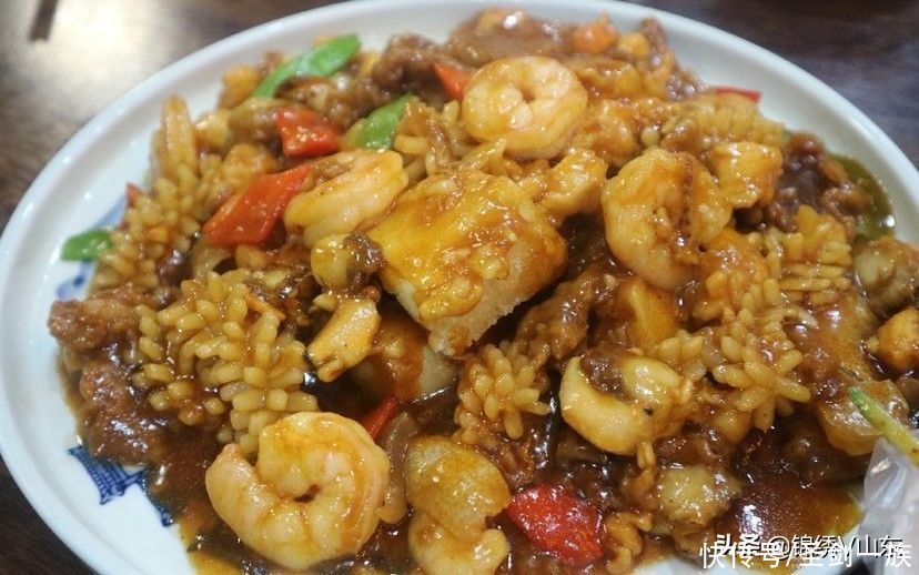 年夜饭菜谱，中国人过年必吃的24道如意菜，寓意阖家团圆美满