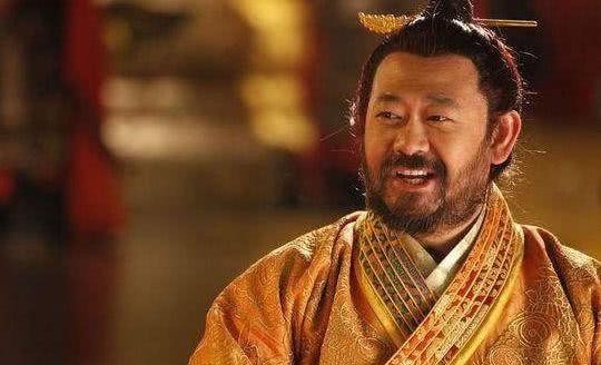 临刑|单雄信临刑前,结拜兄弟来送行,为何唯独喝了程咬金的送行酒?