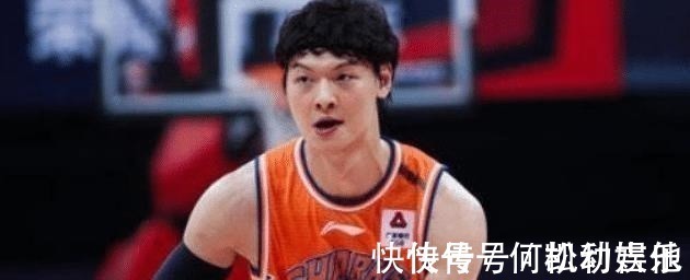 沈梓捷|CBA最新消息,王哲林膝盖受伤,沈梓捷颈椎扭伤,两人无缘国家队