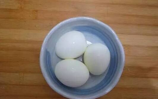 蒸鱼豉油|鸡蛋不用炒着吃,这样做简单好吃,营养丰富