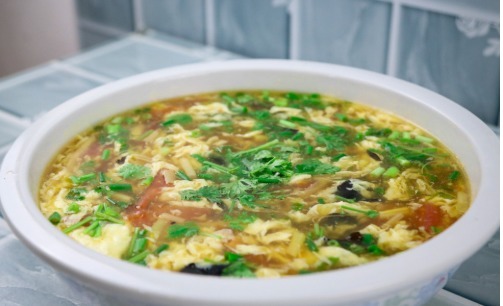 窍门|“新式鸡蛋汤”好喝有窍门,酸辣开胃,汤鲜味美,看着就有食欲