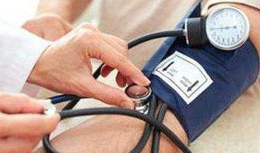 慢性疾病|测血压时应该选择左胳膊还是右胳膊?选错胳膊,数据可能不准