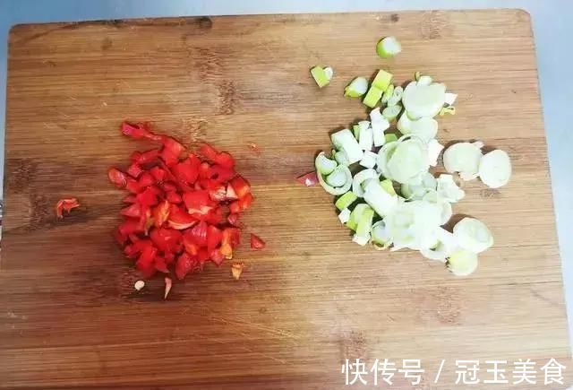 草酸|不管你有多懒，千万在炒前把这种蔬菜焯水，否则吃了会伤身体！