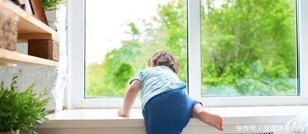 爷爷|7岁男孩与爷爷走失，问及爷爷姓名时，男孩的回答让民警哭笑不得！