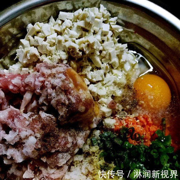 小粒粒|自从豆腐这样做,家里老人孩子都爱吃,隔三差五做一次,营养鲜嫩