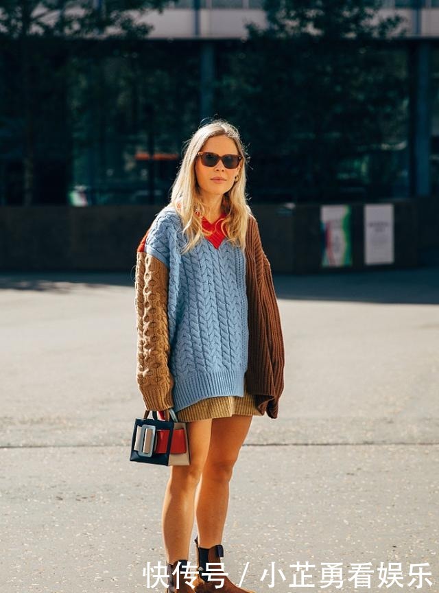 温柔|换季穿衣别乱穿,一件“毛衣”就能搞定秋冬所有穿搭,温柔又洋气