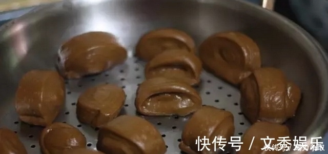 馒头|别再吃白面馒头了,加上每家都有的它,抗癌补血,越吃越健康