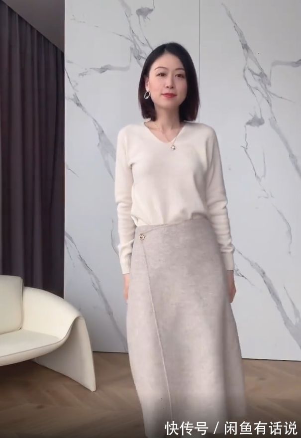 风格|被“短外套”惊艳了,158博主同件衣服搭出5种风格,显高还很显贵
