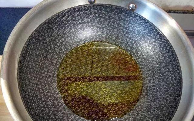 开胃|鸡肉不要老红烧了，这么做，酸甜开胃，好吃又好做
