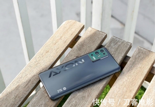 oppo|预算3500元左右 谁才是性价比最高的10亿色屏幕旗舰？