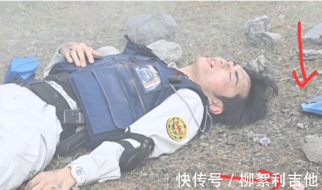 泽塔|泽塔奥特曼赛雷布洛夺回贝利亚勋章，死亡托拉托斯重创泽塔！