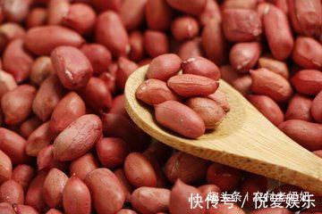 营养物质|医生提醒花生不要单独吃,加上此物一起煮,除去体内湿气效果好