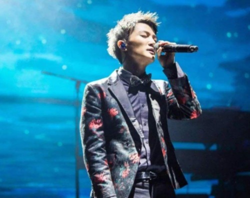 《好聲音》軟磨硬泡才請到他,卻被那英淘汰,現(xiàn)在紅遍娛樂圈!