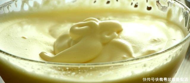  做蛋糕放酵母那是你把蛋糕和发糕弄混了，看到这些就全明白了！