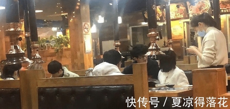 电灯泡|Karsa恋情遭曝光,二次元画风女友可爱甜美,像动漫中走出的萌妹