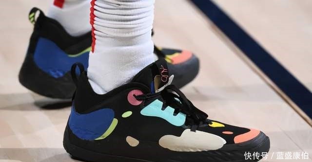 NBA球员上脚杜兰特穿冰淇淋Dunk,哈登5代很骚气!