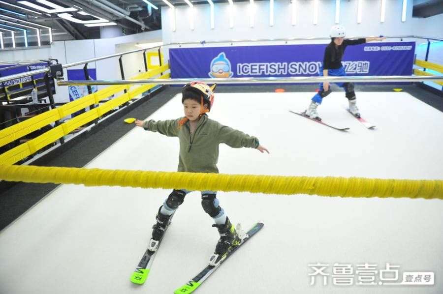 滑雪场|室内也有滑雪场，全民参与冰雪运动迎冬奥