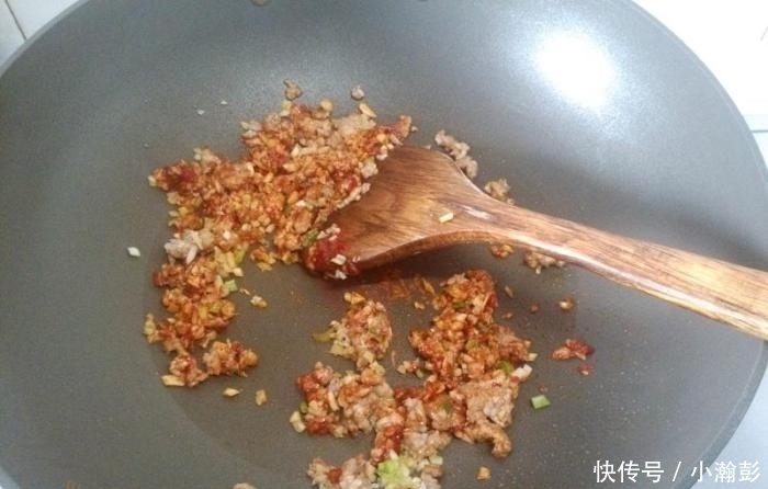 天太热,来一个重口味开开胃,比火锅还香,一天三顿吃都喜欢