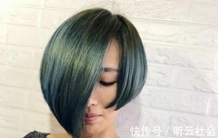 波浪 女人过了35岁,不管剪短发还是长发,少用这几款发型,显老掉档次