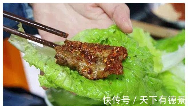 猪皮|猪毛不火烤，不用手剃，学会一招，包你猪皮上的猪毛一根不剩