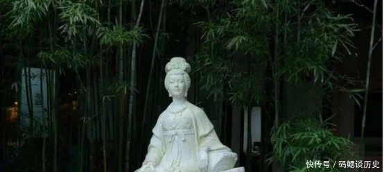 8岁作了一首诗,被亲爹断言必成青楼女子,后:白居易常去光顾