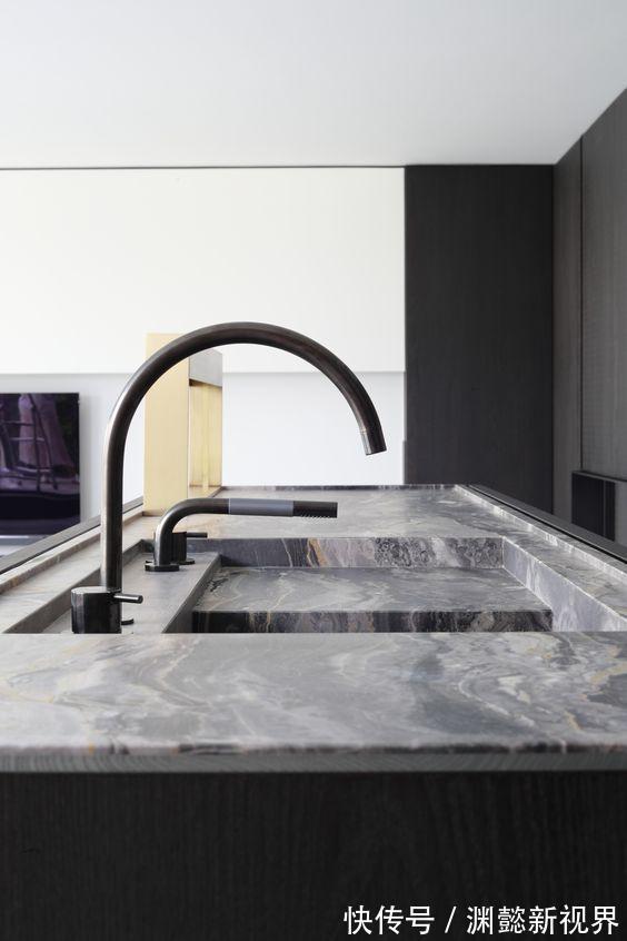 水槽|厨房小东西多,打再多的橱柜,远不如在这3个地方预留10公分实用