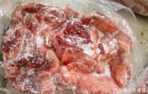 不论解冻什么肉,千万不要用水泡,高级大厨教我绝招,轻松就搞定