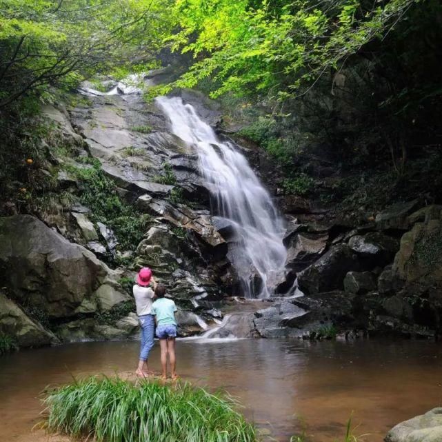 这里是中原最佳赏春地，山水秀美，“九镇十八湾”处处如画