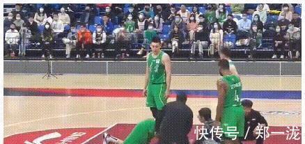 韩德君|CBA这强度!辽粤血战效仿斯图尔特,韩德君带血追打外援!