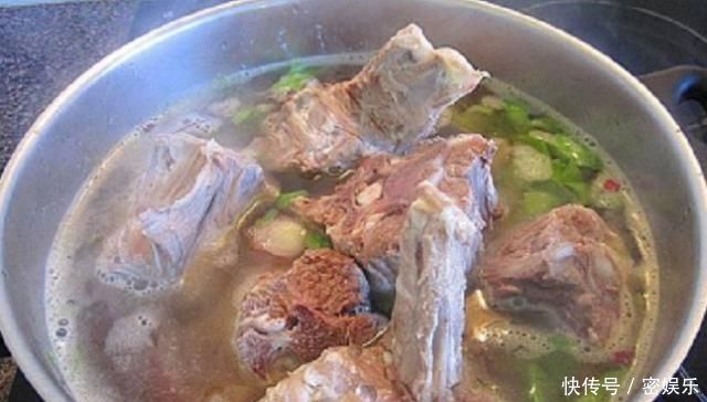  羊骨架全是骨头没有肉，为何买的人还那么多