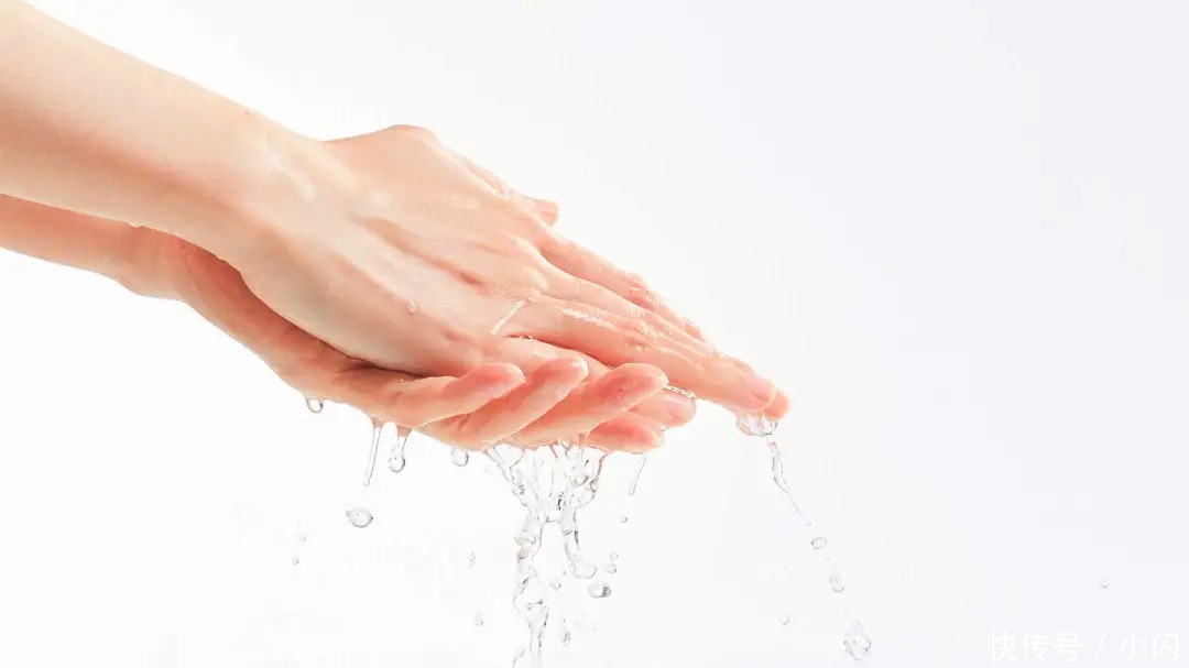 别以为给宝宝洗屁屁很简单,冬季正确清洁看这里