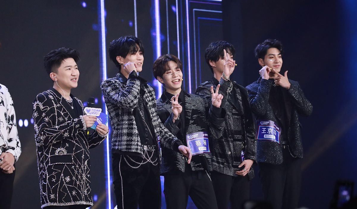 一边流泪一边看《欢乐喜剧人第七季》