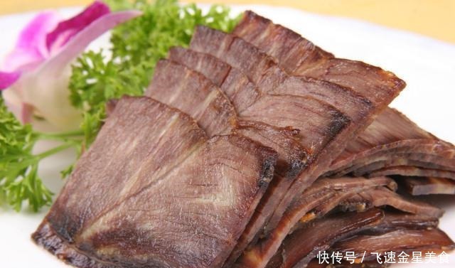 腥味|卤制牛肉,记住不要直接炖,2个小诀窍,卤制牛肉很香,无腥味