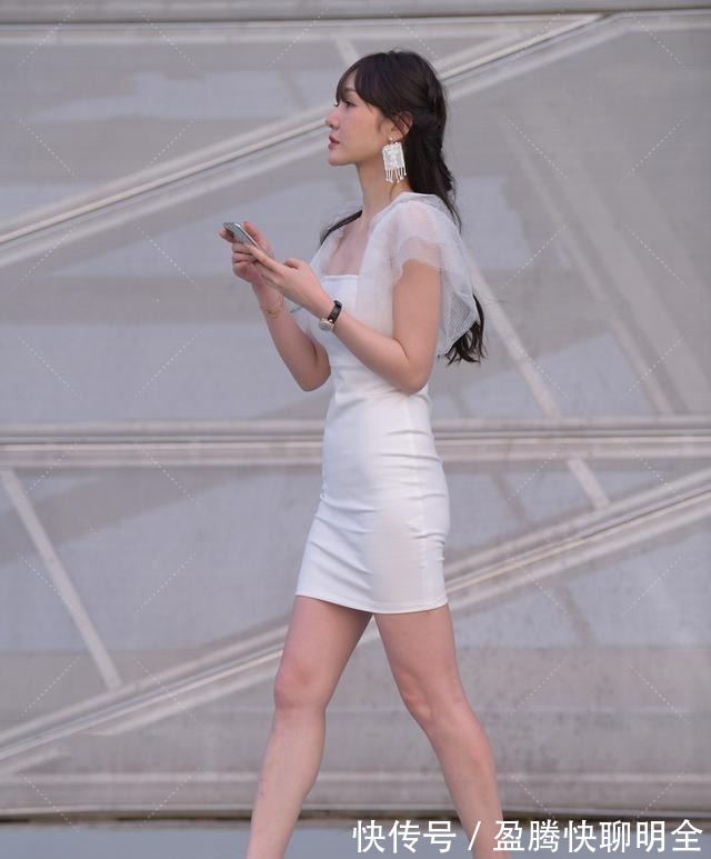 连衣裙|斑马纹连衣裙搭配防晒外套,美丽可爱,自信大方