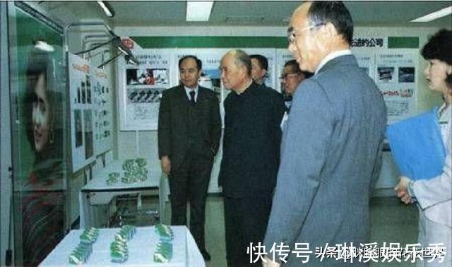 书法作品@姚依林书法太惊艳，雍容宽绰，浓艳劲俏，笔墨堪称书坛精品