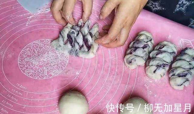 咩咩|大暑天做馒头再合适不过了,香甜宣软的紫薯馒头吃起来,营养美味!
