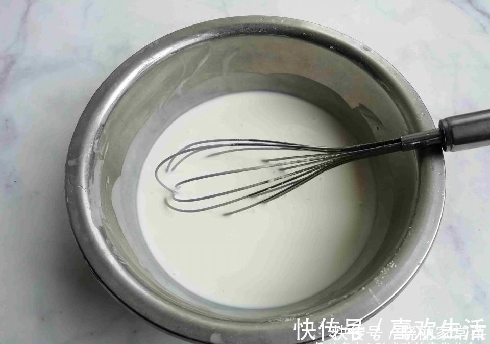 低热量|此物富含花青素,低热量高饱腹,蒸熟卷一卷,冰凉软糯又拉丝