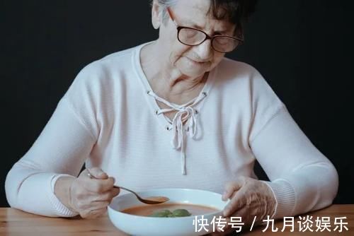粗粮|每天粗茶淡饭才能长寿?央视都在呼吁:别再让老人这样做了