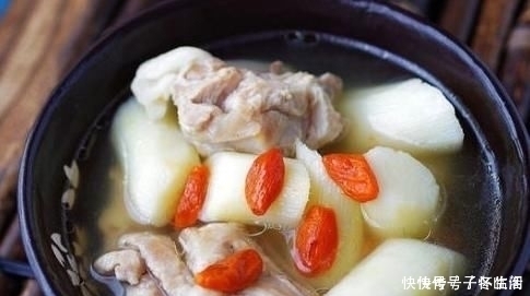 它是天然的增高剂,夏天吃正合适,尤其孩子,强壮骨骼长高个