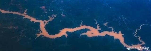 斩尽|刘伯温斩尽天下龙脉,怎么到了长白山龙脉掉头就走刘先保命