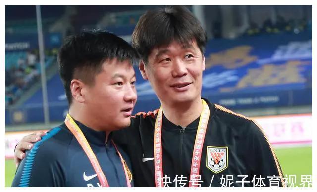 中超|中超3李的上课下课悲喜神剧:李铁后悔发海报,李金羽接班李霄鹏