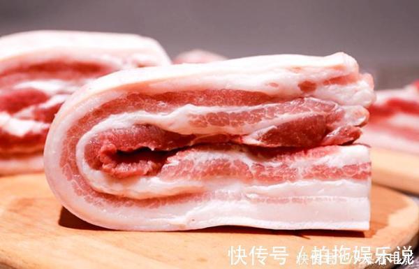 买五花肉,注意区分“上五花”和“下五花”,味道不一样,别买错