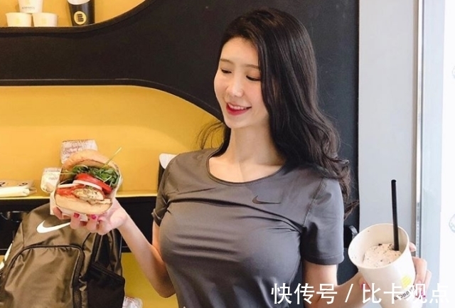 冷饮|时尚女模特,为保持身形,饮食运动两不误