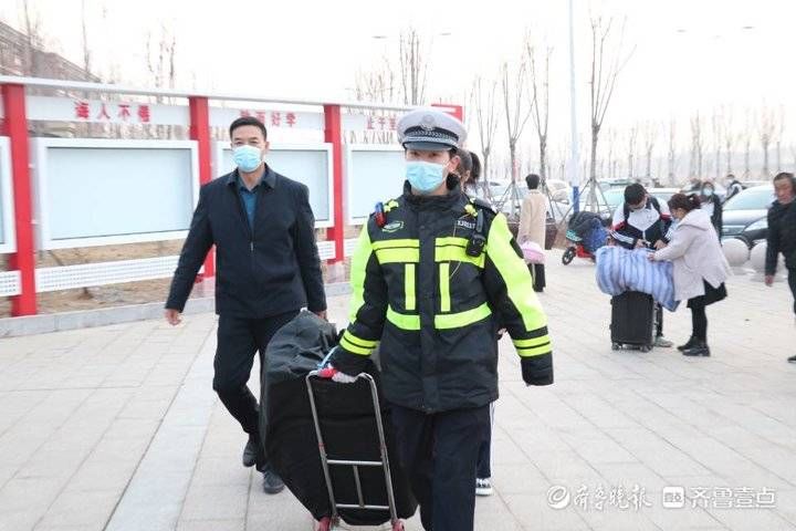 利津县高级中学：“犇”向新学期 踏上新征程