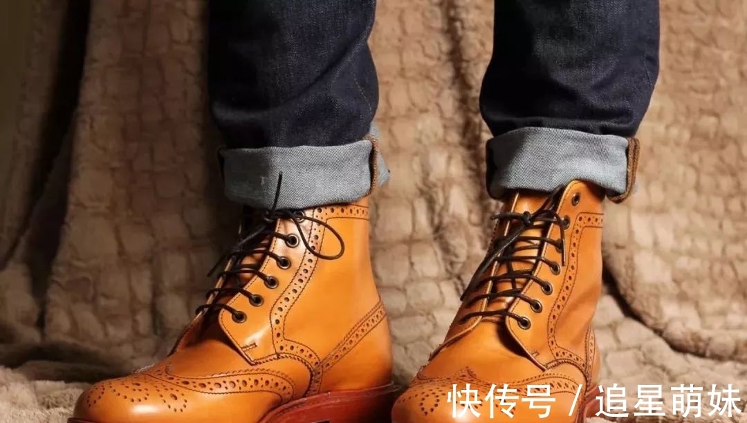鞋履 既能“正式”,也能“随意”的 Sanders